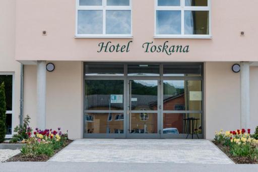 Hotel Villa Toskana Parsberg Exterior photo